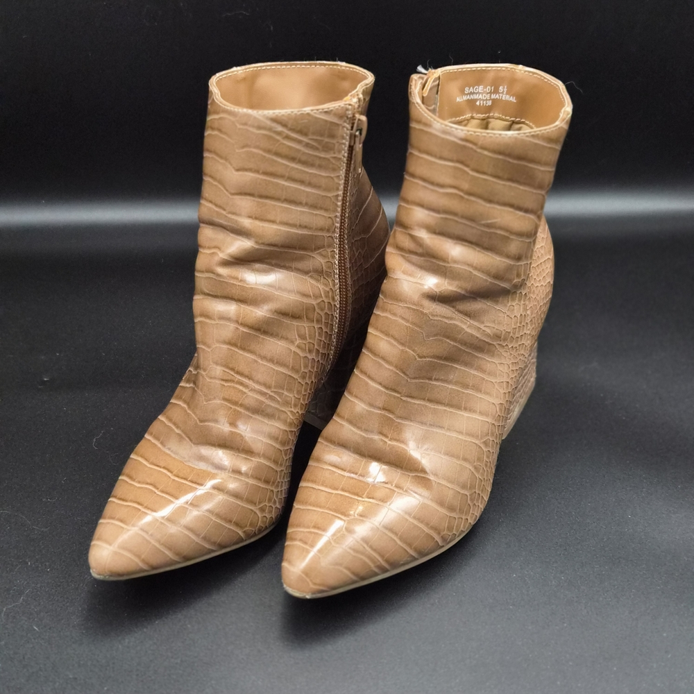 BAMBOO Tan Crocodile-Patterned Ankle Boots